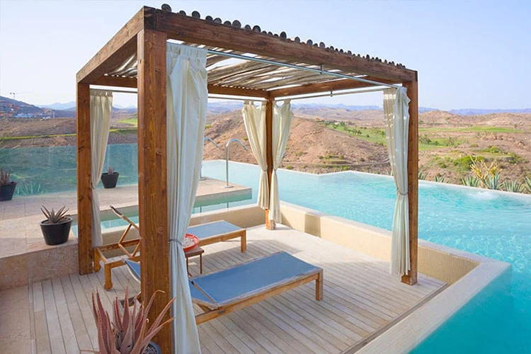 wooden-poolside-cabana wooden-poolside-cabana